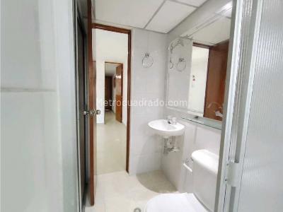 Apartaestudio en venta en Centro, Medellín, 32 m² · foto 7 de 8