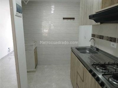 Apartamento en venta en Buenos Aires, Medellín · foto 2 de 13