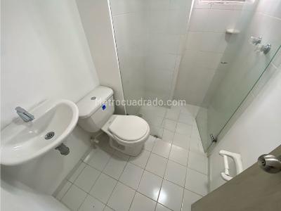 Apartamento de 2 alcobas en arriendo en Cristobal, Medellín, 36 m² · foto 9 de 10