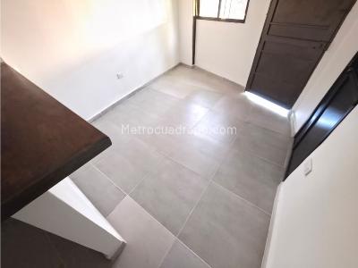Apartaestudio en arriendo en Aranjuez, Medellín · foto 2 de 5