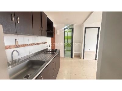 Apartamento de 2 alcobas en arriendo en Calasania, Medellín, 40 m² · foto 2 de 9