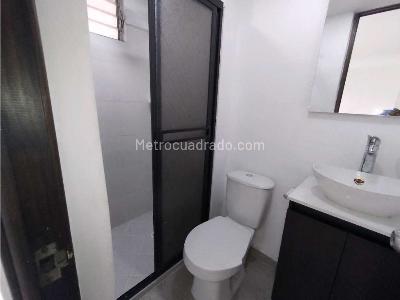 Apartaestudio en venta en Boston, Medellín, 34 m² · foto 11 de 19