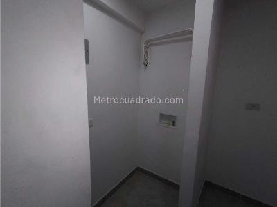 Apartaestudio en venta en Boston, Medellín, 34 m² · foto 14 de 19