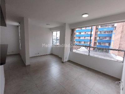 Apartaestudio en venta en Boston, Medellín, 34 m² · foto 4 de 19