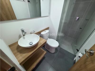 Apartaestudio en arriendo en Centro, Medellín · foto 10 de 14