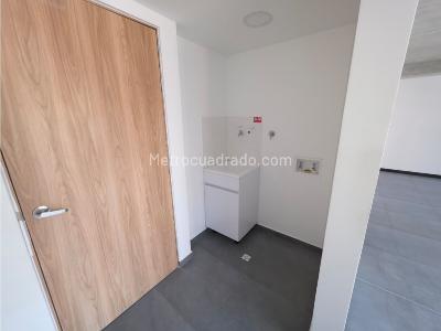 Apartaestudio en arriendo en Centro, Medellín · foto 13 de 14