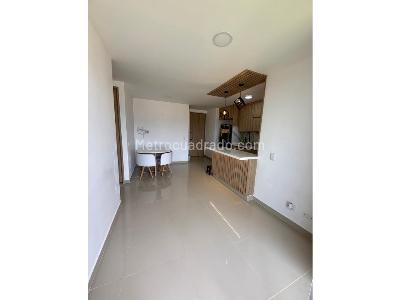 Apartamento en venta en Itagui, Medellín · foto 2 de 20