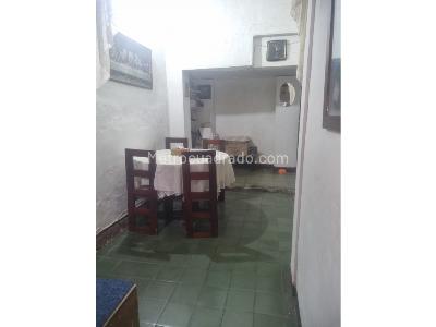 Casa de 3 alcobas en venta en Boston, Medellín, 169 m² · foto 8 de 9