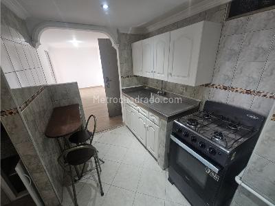 Apartamento en venta en Prado Centro, Medellín · foto 2 de 14