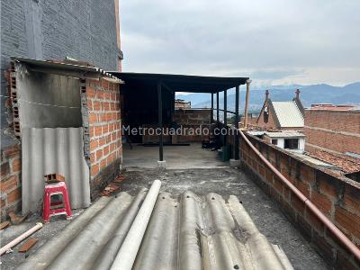 Apartamento en venta en Villa Hermosa, Medellín · foto 7 de 10