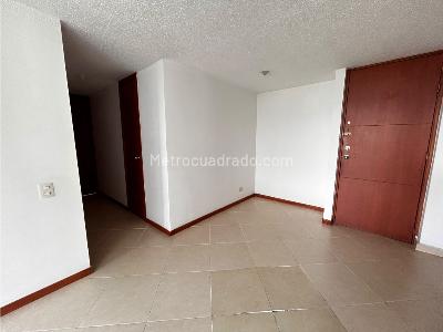 Apartamento de 2 alcobas en arriendo en Loma Del Indio, Medellín, 54 m² · foto 4 de 14