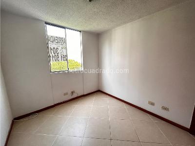 Apartamento de 2 alcobas en arriendo en Loma Del Indio, Medellín, 54 m² · foto 8 de 14