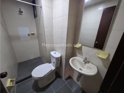 Casa de 5 alcobas en arriendo en Centro, Medellín, 158 m² · foto 11 de 20
