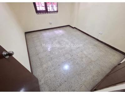 Casa de 5 alcobas en arriendo en Centro, Medellín, 158 m² · foto 2 de 20
