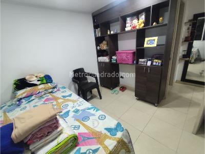 Apartamento en venta en San Javier, Medellín · foto 5 de 8