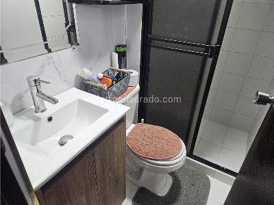 Apartamento en venta en Buenos Aires, Medellín · foto 6 de 15