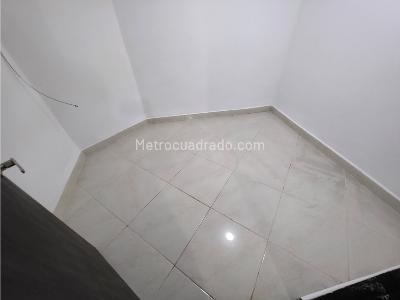 Apartamento de 3 alcobas en arriendo en La Milagrosa, Medellín, 140 m² · foto 7 de 17