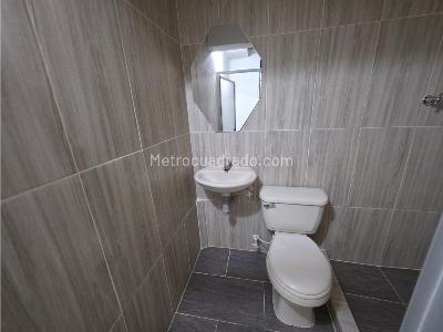 Apartamento de 3 alcobas en arriendo en La Milagrosa, Medellín, 140 m² · foto 12 de 17