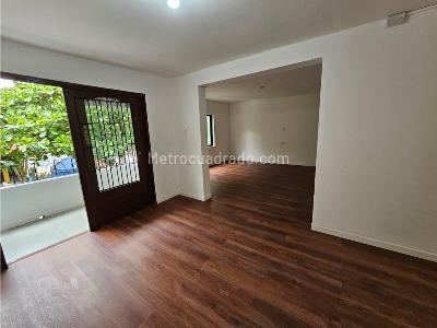 Casa en arriendo en Manila, Medellín · foto 19 de 20