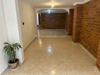 Casa de 5 alcobas en venta en Belen Los Alpes, Medellín, 134 m² · foto 9 de 20