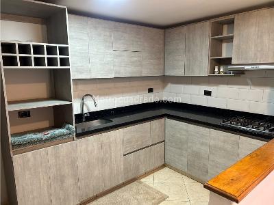 Casa de 5 alcobas en venta en Belen Los Alpes, Medellín, 134 m² · foto 12 de 20