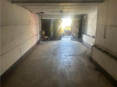Casa de 5 alcobas en venta en Prado, Medellín, 535 m² · foto 12 de 20