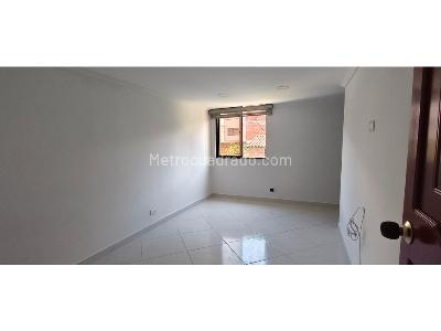 Casa de 3 alcobas en arriendo en Cristobal, Medellín, 80 m² · foto 4 de 13