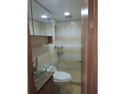 Apartamento de 3 alcobas en arriendo en Robledo Pajarito, Medellín, 55 m² · foto 7 de 10