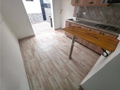 Apartaestudio en arriendo en El Salvador, Medellín, 45 m² · foto 4 de 8
