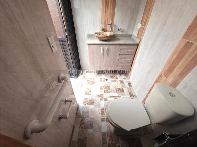 Apartaestudio en arriendo en El Salvador, Medellín, 45 m² · foto 8 de 8