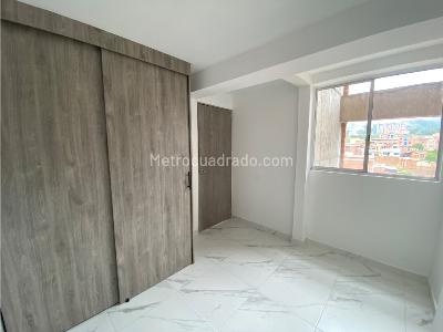 Apartamento de 2 alcobas en arriendo en Cristobal, Medellín, 40 m² · foto 4 de 7