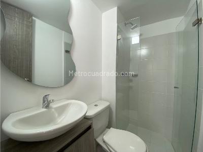 Apartamento de 2 alcobas en arriendo en Cristobal, Medellín, 40 m² · foto 6 de 7
