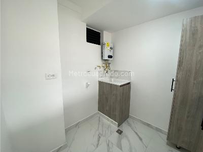 Apartamento de 2 alcobas en arriendo en Cristobal, Medellín, 40 m² · foto 7 de 7