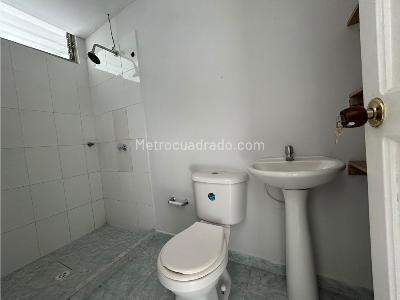 Casa de 3 alcobas en venta en Buenos Aires, Medellín, 258 m² · foto 6 de 20