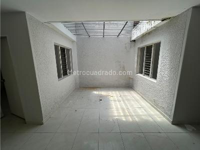 Casa de 3 alcobas en venta en Buenos Aires, Medellín, 258 m² · foto 9 de 20