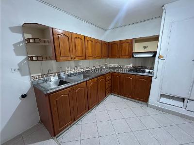 Casa de 3 alcobas en venta en La Milagrosa Medellin, Medellín, 116 m² · foto 10 de 15