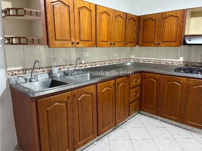 Casa de 3 alcobas en venta en La Milagrosa Medellin, Medellín, 116 m² · foto 12 de 15