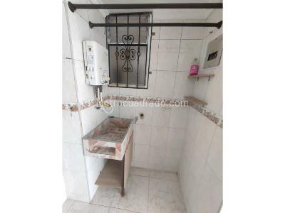 Apartamento de 3 alcobas en venta en Centro, Medellín, 57 m² · foto 4 de 12