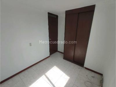 Apartamento de 3 alcobas en venta en Centro, Medellín, 57 m² · foto 8 de 12