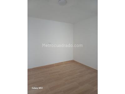 Casa de 4 alcobas en venta en La Milagrosa, Medellín, 132 m² · foto 9 de 13