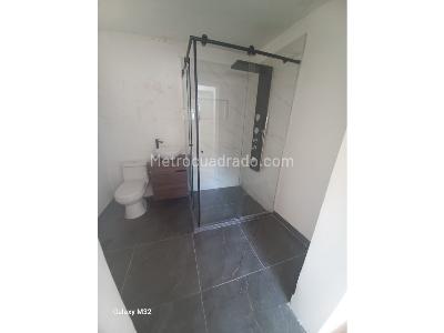 Casa de 4 alcobas en venta en La Milagrosa, Medellín, 132 m² · foto 6 de 13