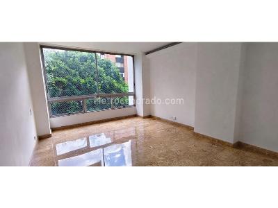 Apartamento en arriendo en Poblado, Medellín · foto 2 de 20
