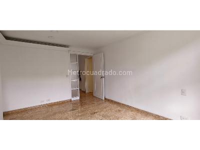 Apartamento en arriendo en Poblado, Medellín · foto 6 de 20