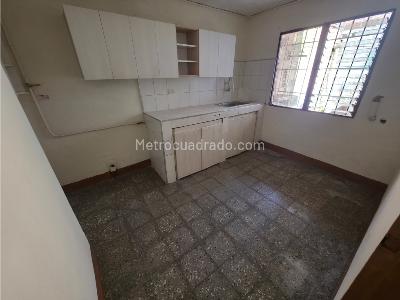 Apartamento de 3 alcobas en arriendo en Buenos Aires, Medellín, 98 m² · foto 3 de 20