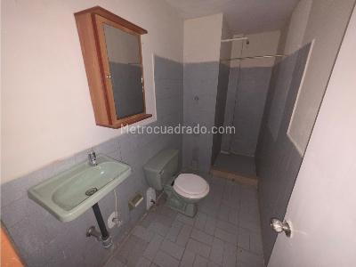 Apartamento de 3 alcobas en arriendo en Buenos Aires, Medellín, 98 m² · foto 16 de 20