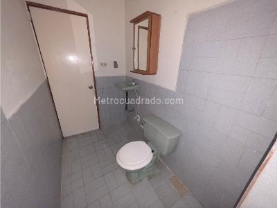 Apartamento de 3 alcobas en arriendo en Buenos Aires, Medellín, 98 m² · foto 17 de 20