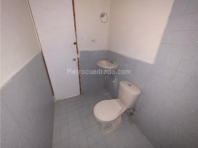 Apartamento de 3 alcobas en arriendo en Buenos Aires, Medellín, 98 m² · foto 19 de 20