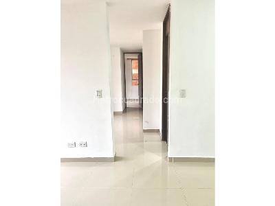 Apartamento en arriendo en Cabañas, Bello · foto 7 de 11