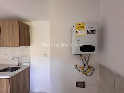 Apartamento en arriendo en Serramonte, Bello · foto 15 de 16