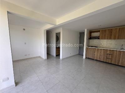 Apartamento en arriendo en Serramonte, Bello · foto 4 de 16